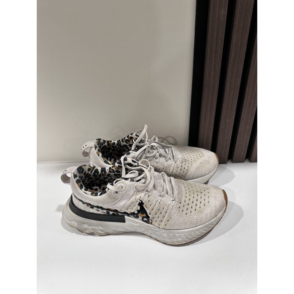 Nike React Infinity Run Flyknit 2 Leopard White DJ5932 001 Women's Size 8 Used